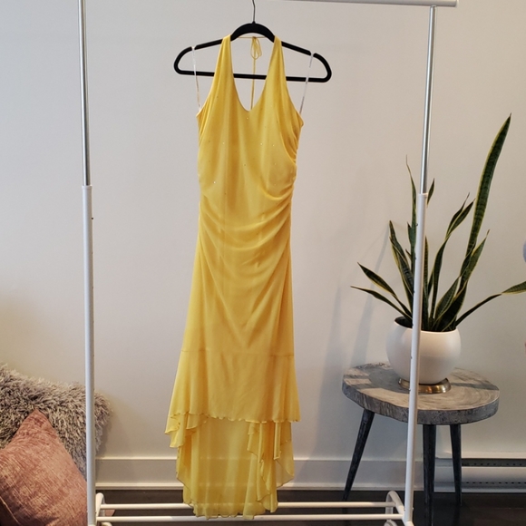 Fairweather Dresses & Skirts - Beautiful yellow dress